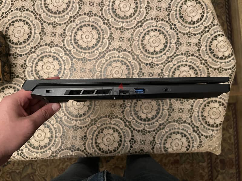 Acer Nitro V 16 - Gaming Beast 6