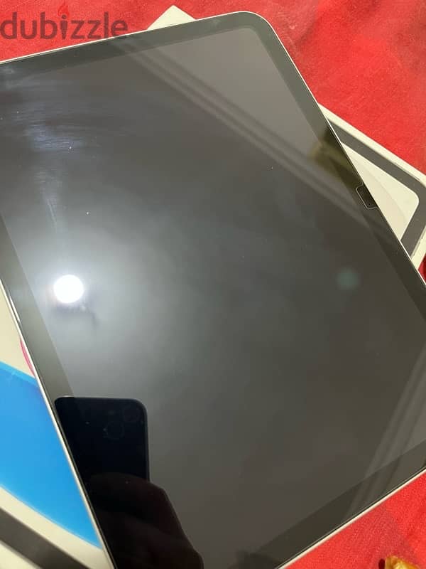 ipad A16 silver 1