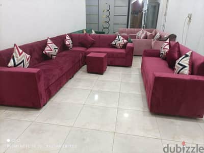 الركنة 2*3 ومعاها كنبة و8 خداديات وبف متنجد هدية