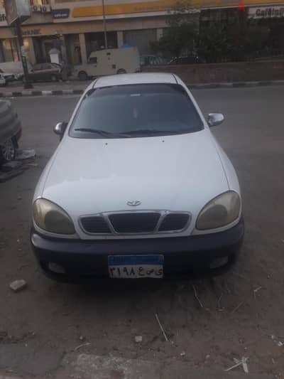 دايو لانوس 2000