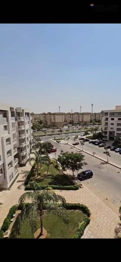 Apartment 200m for sale in B10 Madinaty without a profit, 3 bedrooms + 3 bathrooms, immediate delivery, a great opportunity for housing or investment
