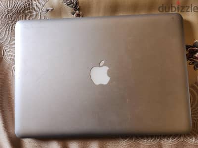 للبيع: لابتوب MacBook Pro 13-inch  بحالة ممتاز A1278