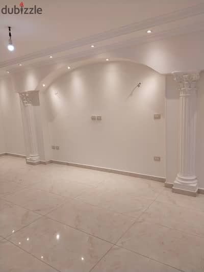 شقة تشطيب وعمارة مميزة بمنطقة ط خطوات لمسجد العوضي ونادى حدائق الاهرام ومول الاهرام للعائلات الإيجار قابل للتفاوض