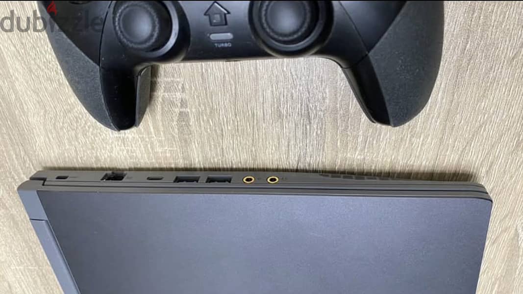 MSI Thin 15 A B7VE 3