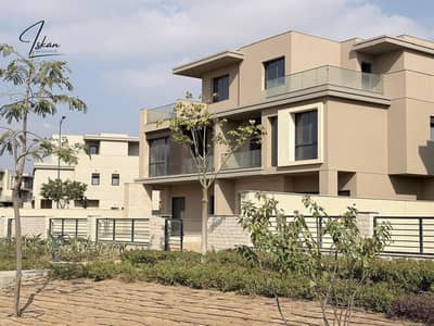 تاون هاوس كورنر للبيع في The Estates | نيو زايد باقل من سعر الماركت