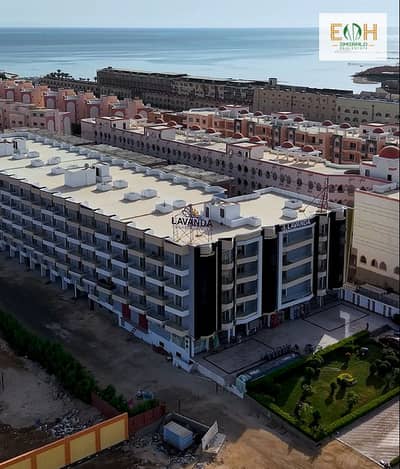 Invest in a luxury unit with complete hotel services