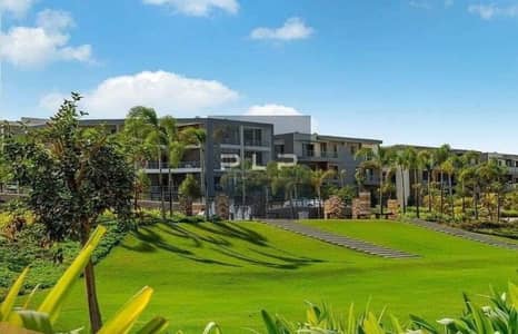 ready to move resale apartment with private garden (fully finished) with the lowest price in the market for quick sale in taj city compound