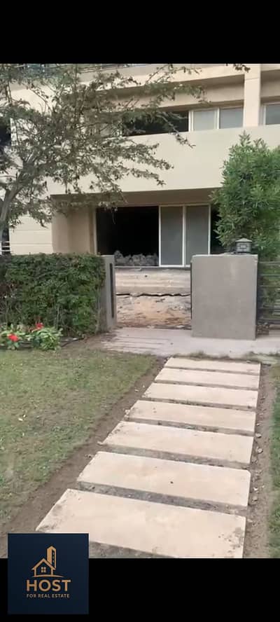 Ground Floor Apartment with Private Garden for Sale in The Square