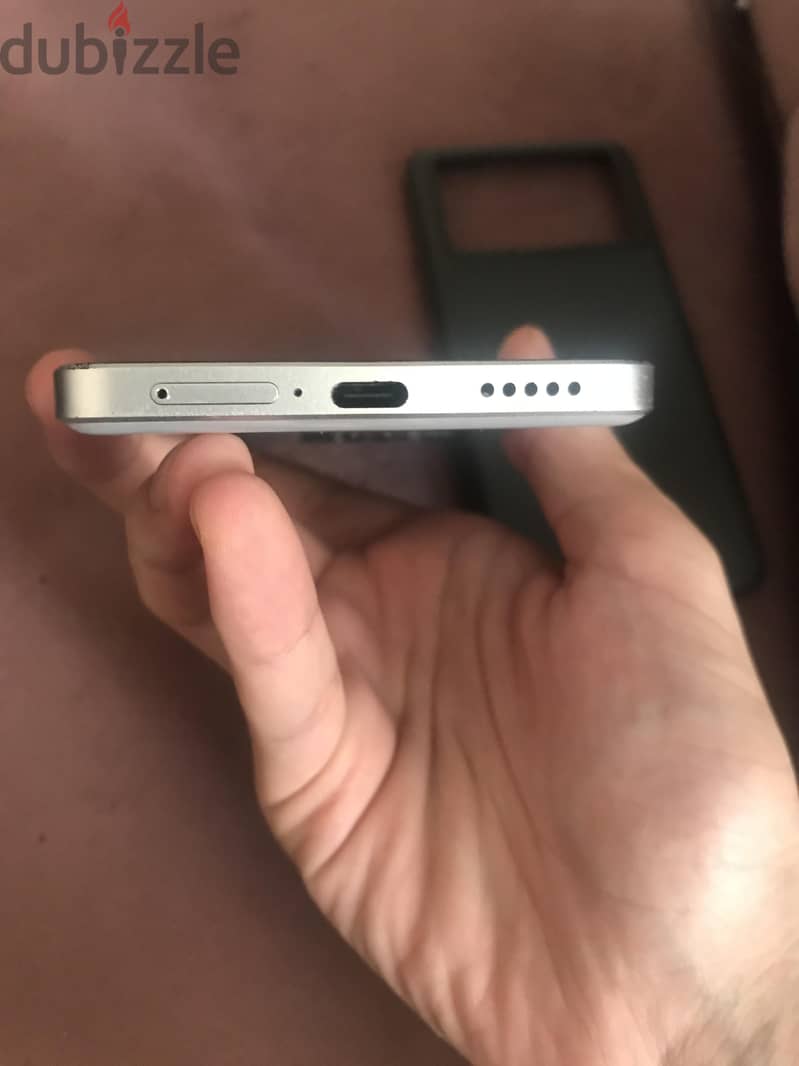 Xiaomi Poco X6 Pro 4