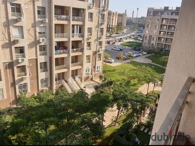 96-square-meter furnished apartment for rent in Madinaty (B7); features developer-standard finishing and is located close to amenities.
