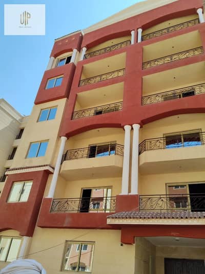 شقة للبيع في كمبوند لؤلؤة القاهرة الجديدة – خلف الجامعة الأمريكية و 90 الجنوبى