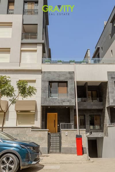 Special cash price for a penthouse unit at Trio Gardens in the Fifth Settlement — Penthouse for sale – Fifth Settlement – South 90th Street. Special cash price for a penthouse unit at Trio Gardens in the Fifth Settlement — Penthouse for sale – Fifth Settlement – South 90th Street.
