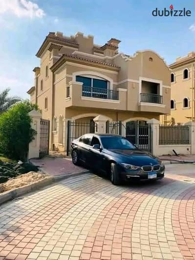 فيلا تاون هاوس للبيع متشطبة بالكامل و استلام فوري في العاصمة الإدارية في كمبوند لافيستا سيتي