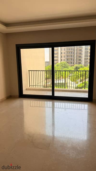 For sale apartment in Zed East (finished with air conditioning) with a down payment of 1,825,000