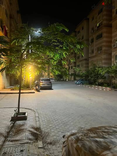 An exceptional apartment for sale in the Rawdat Al-Salmiya compound, October Gardens, suitable for mortgage financing