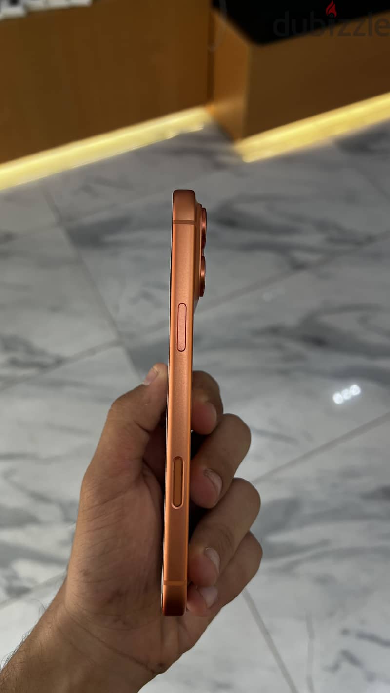Apple - iPhone 17 Pro Max 3