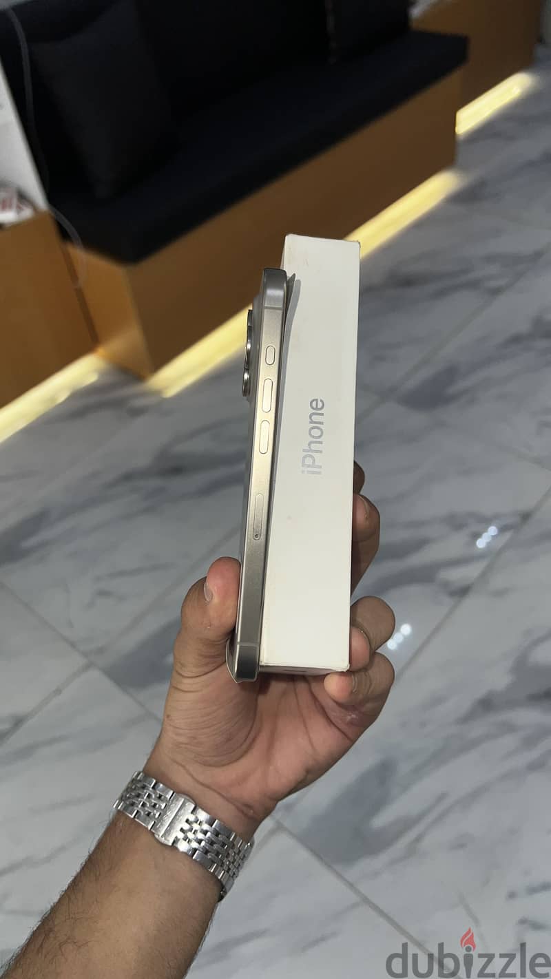 Apple - iPhone 15 Pro 2