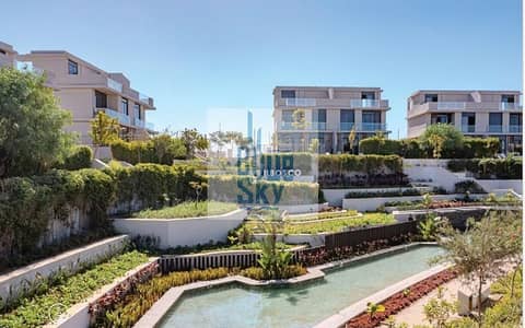 Take immediate possession of your apartment now in a prime location within the New Administrative Capital, with an attractive down payment and a 12-ye