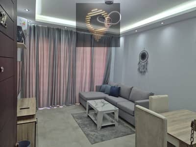 77 sqm apartment for sale in Madinaty B8, old total price with a special discount, with the possibility of selling with furniture and appliances
