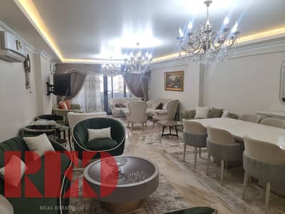 For Sale: 305m² Super Lux Flat in Smouha Heights, Fawzy Moaz. 3 Bedrooms (Master + Dressing), Reception, Living Room, 3 Bathrooms, 2nd Floor.
