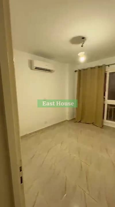 107 sqm apartment for rent in Madinaty (standard contract), featuring air conditioning and a prime location in B12. 107 sqm apartment for rent in Madinaty (standard contract), featuring air conditioning and a prime location in B12.
