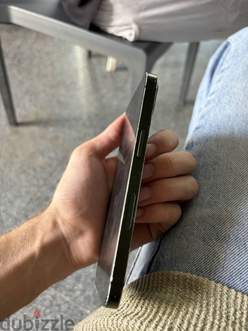 Apple - iPhone 13 2