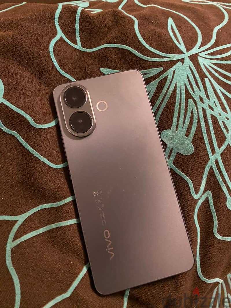 Vivo V60 4