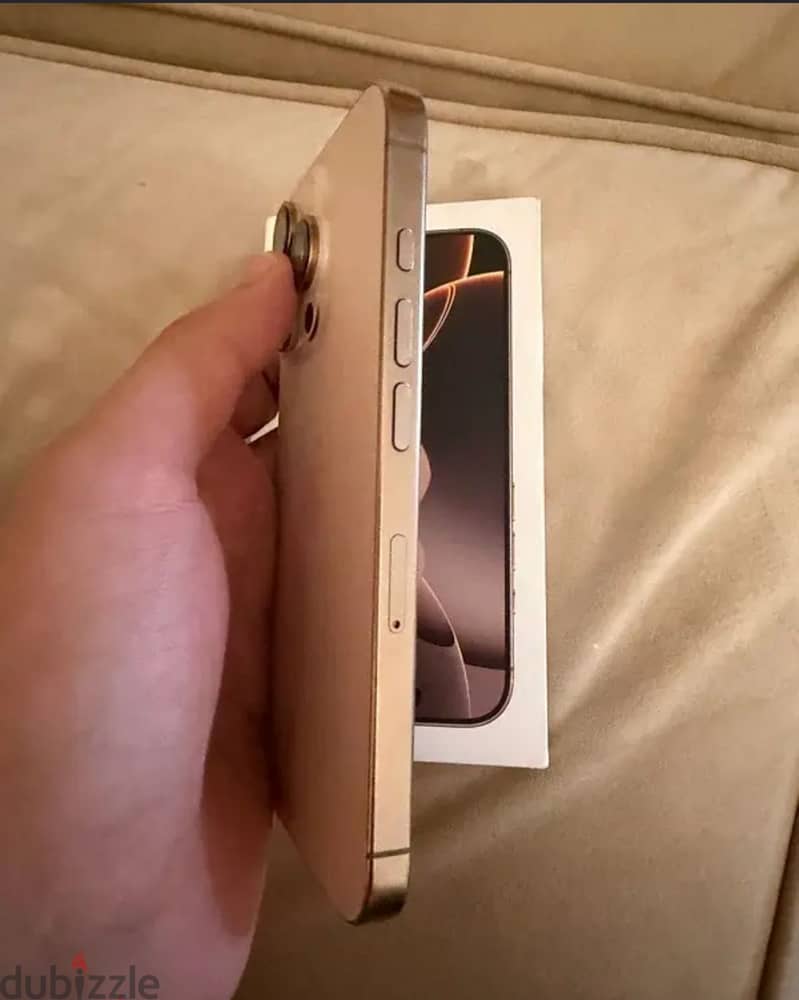 Apple - iPhone 16 Pro 256 4