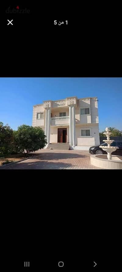One-acre estate for sale in Orabi Association, Line 8, Obour, with a luxury villa and exceptional investment potential in a prime location. Act now