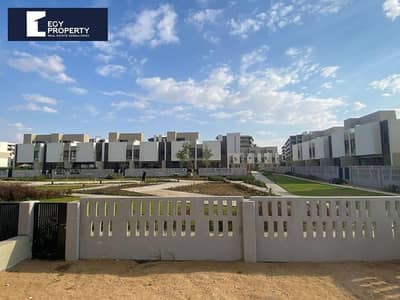 Town house villa for sale in Alburouj new cairo ready to move with the lowest price