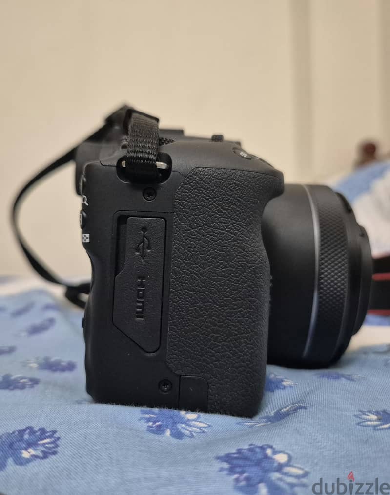 Canon EOS R50 3