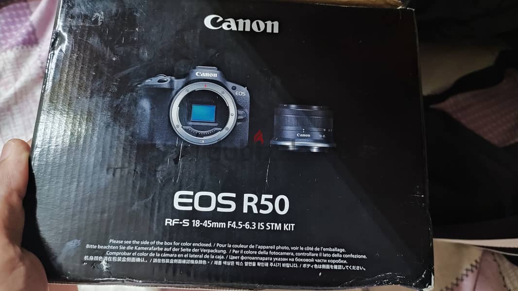 Canon EOS R50 4