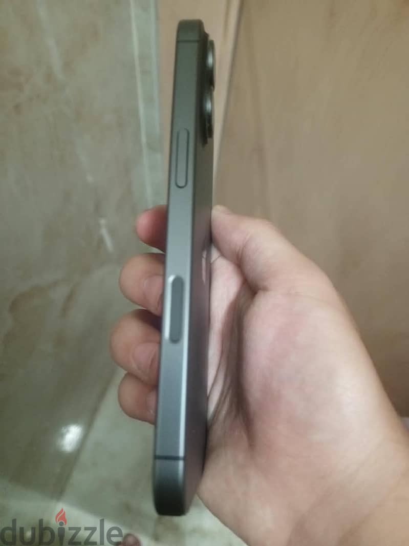 Apple - iPhone 17 3