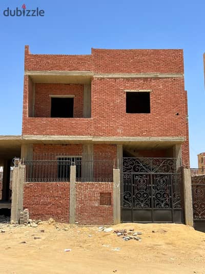 قطعه مبنيه بالحي السادس مدينة بدر