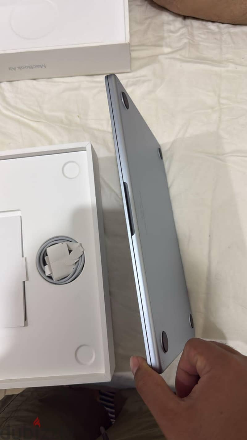 MacBook air m4 5