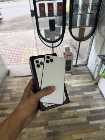 Apple - iPhone 11 Pro Max