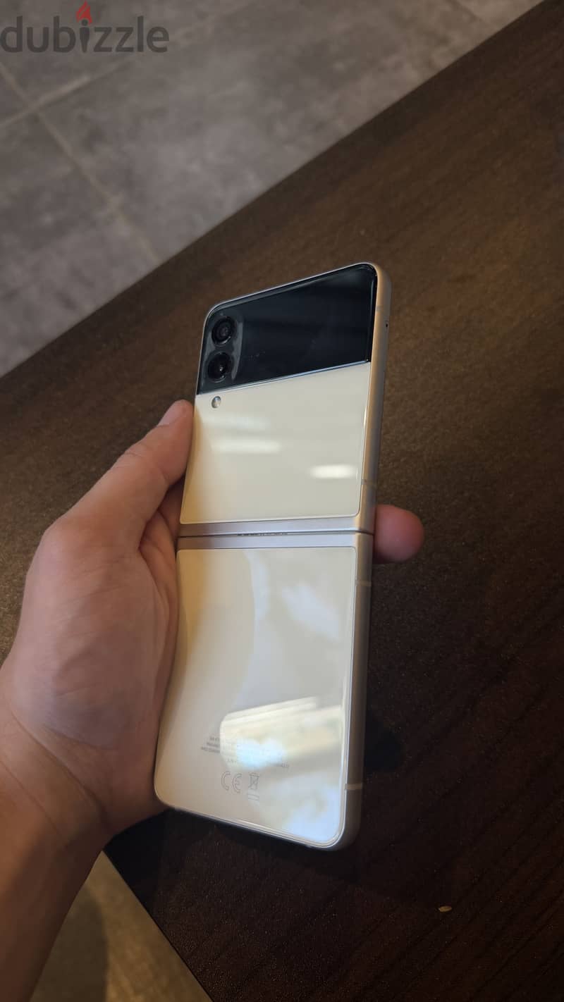 Samsung Z Flip 3 5