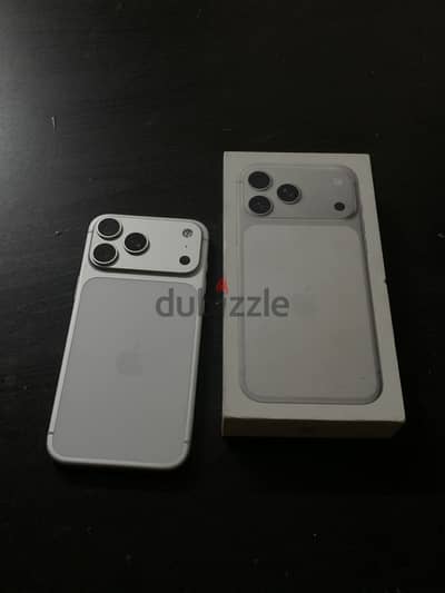 Apple - iPhone 17 Pro Max