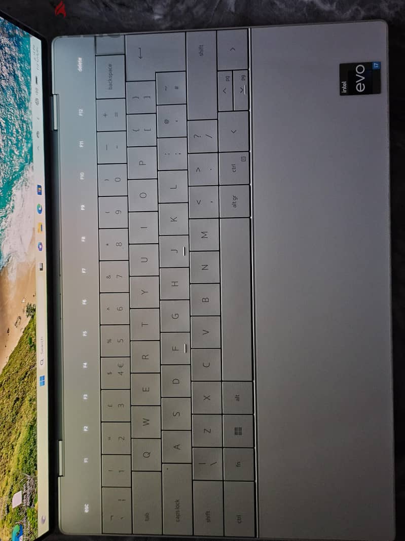 Dell xps 9320 Plus Gen 12 Touch screen 4K  OLed 3