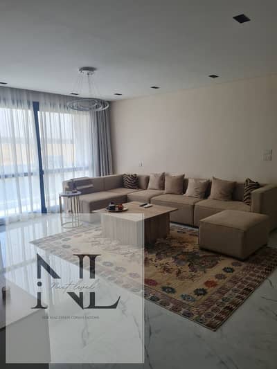  **Apartment for Rent in El Patio Oro**   Prime Location  **BUA:** 164 SQM  **Floor:** 2nd Floor  **3 Bedrooms**  **2 Bathrooms**