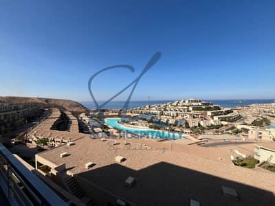 شاليه للإيجار في إل مونت جلالة 3 غرف نوم إطلالة مزدوجة الدور الثاني