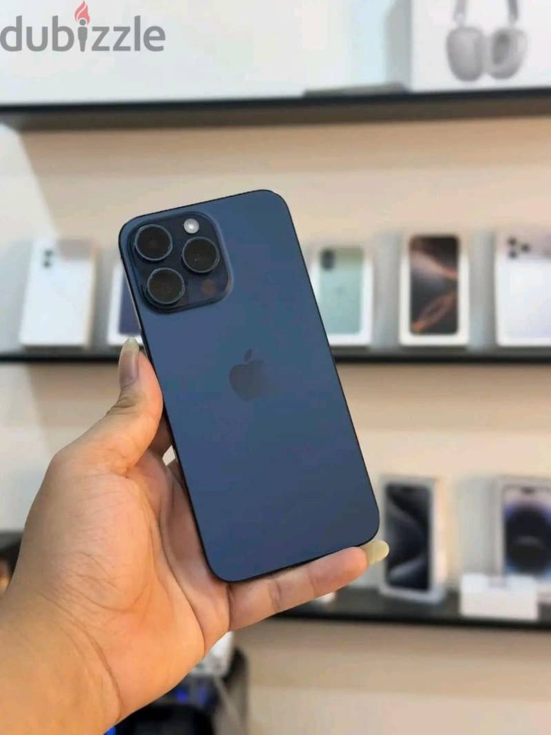 Apple - iPhone 15 Pro Max 2