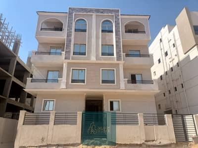 فرصة مميزة في قلب النرجس الجديدة التجمع الخامس – فيلا دوبلكس 320م موقع مميز خطوات من محور جمال عبدالناصر استلام فوري مقدم 60% تقسيط على سنة بدون فوائد