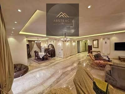 شقة للبيع في مصر الجديدة شيراتون بتشطيب الترا سوبر لوكس بفيو لاند سكيب و حمامات سباحة بجوار مطار القاهرة الدولي
