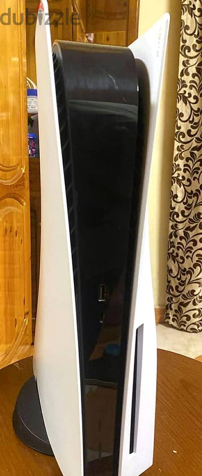 PS5 Fat Disc 825GB - وارد لندن - حالة ممتازة
