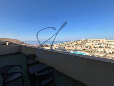 شاليه للإيجار في إل مونت جلالة غرفة نوم إطلالة مزدوجة الدور الأرضي