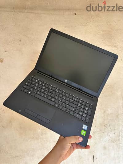 لسة جديد لاب توب hp الهارد جيجا 1000 رام 8 جيجا به كارتين شاشة