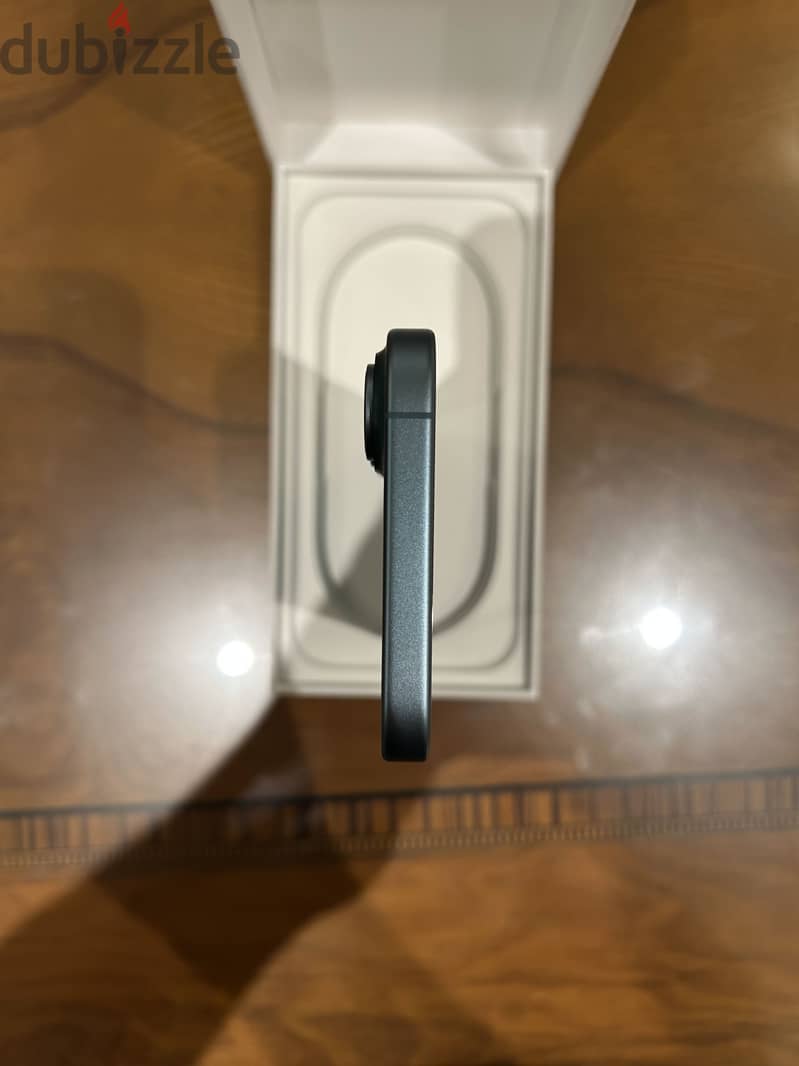 Apple - iPhone 16 4