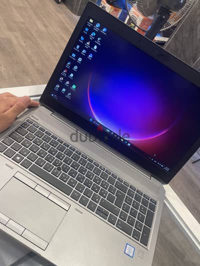 HP ZBook +original rezer mouse