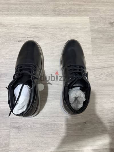 Half boat men shoes